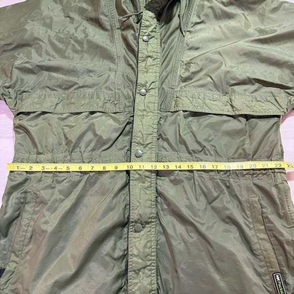Helly Hansen Green Packable Anorak Style Nylon Windbreaker, Size Large - Picture 13 of 15